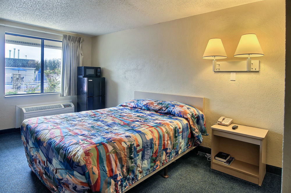Motel 6 Palm Bay Kültér fotó